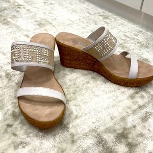 Onex white platform sandal.